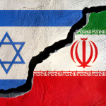 Gerusalemme sotto scacco: la pioggia di missili iraniani e la risposta dello scudo israeliano